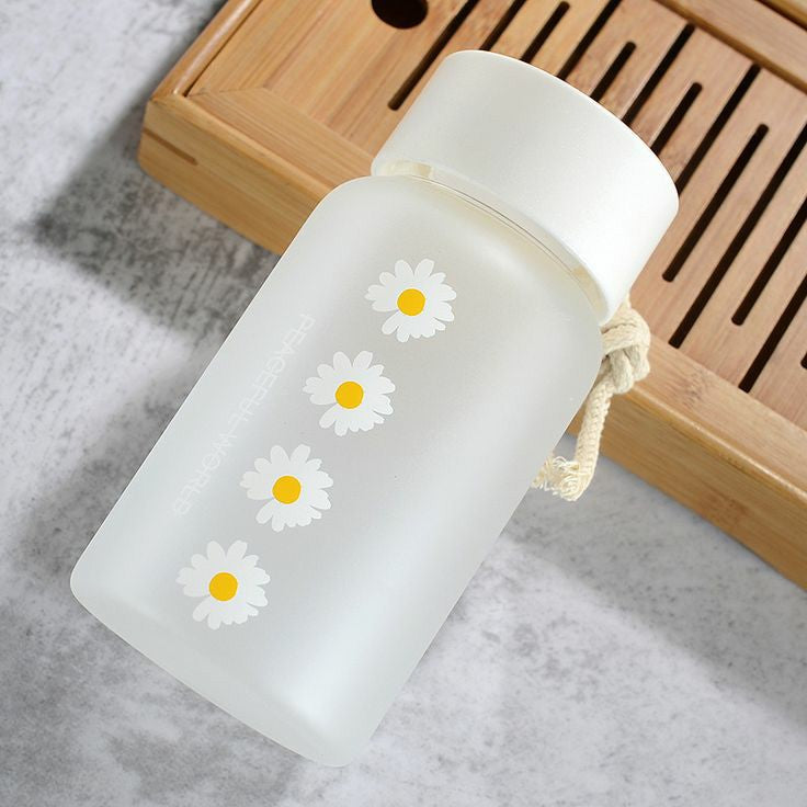 Daisy Water Bottle (BUY ONE GET ONE FREE❤️‍🔥)